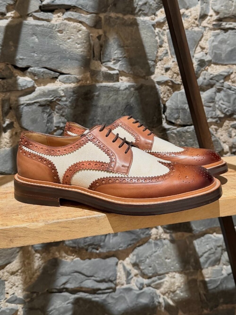 Gucci Bicolour Tan Leather Canvas Spectators Oxford Shoes